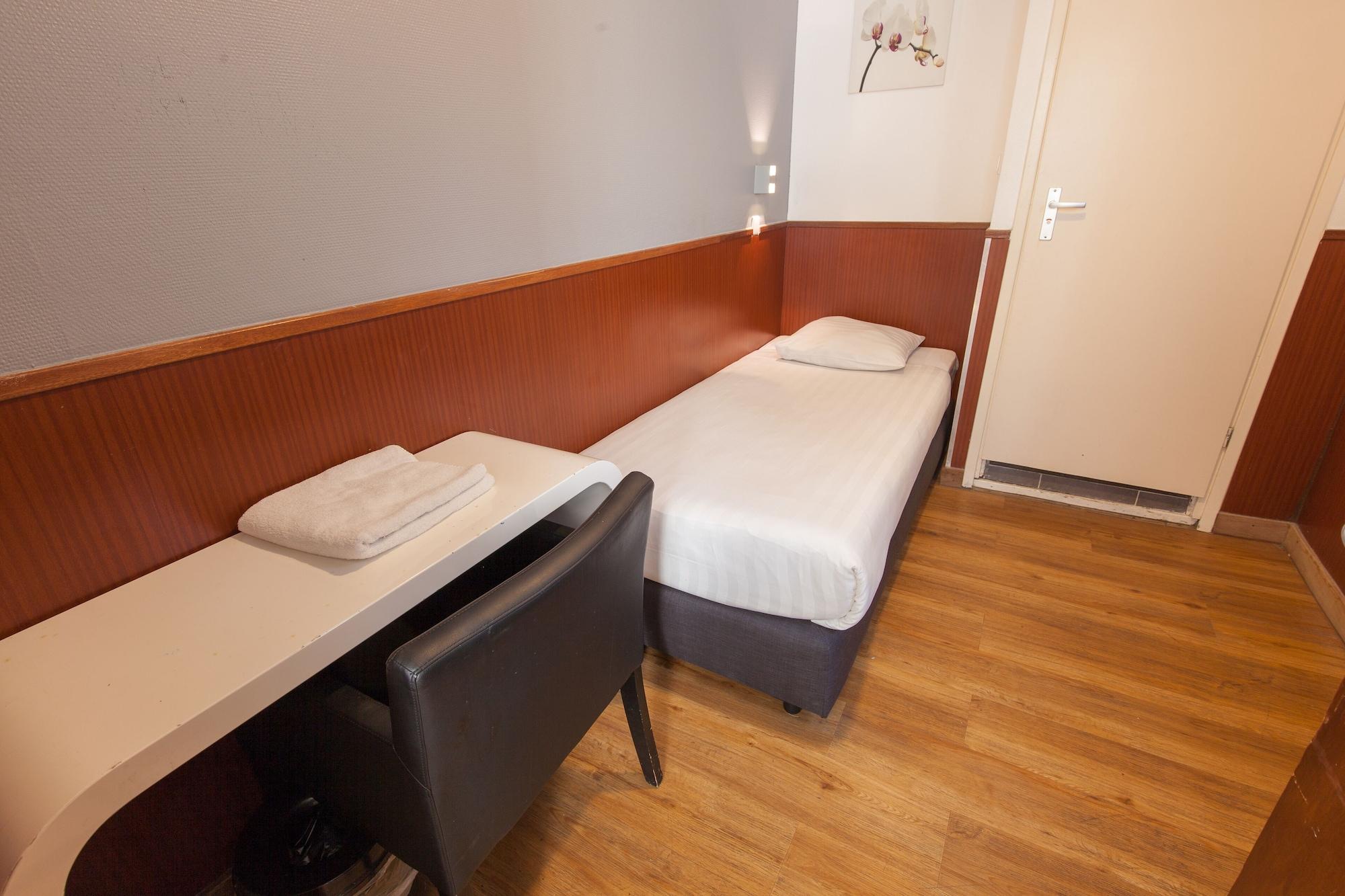 Travel Hotel Amsterdam Exterior photo