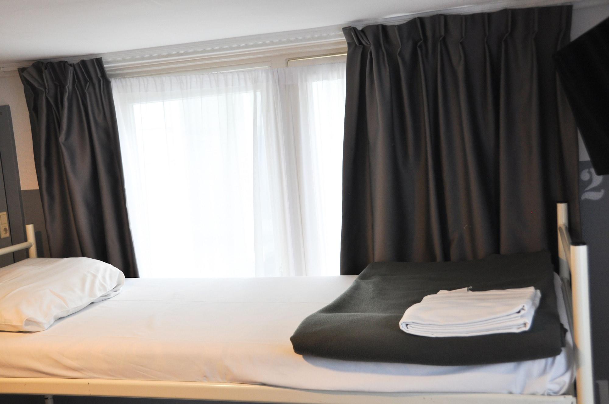 Travel Hotel Amsterdam Exterior photo