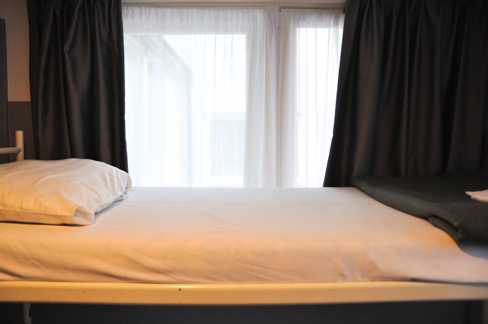 Travel Hotel Amsterdam Exterior photo